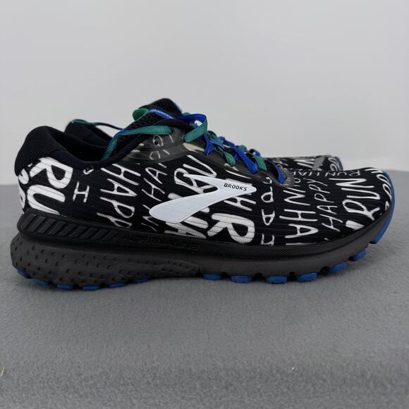 Athletic_Shoes